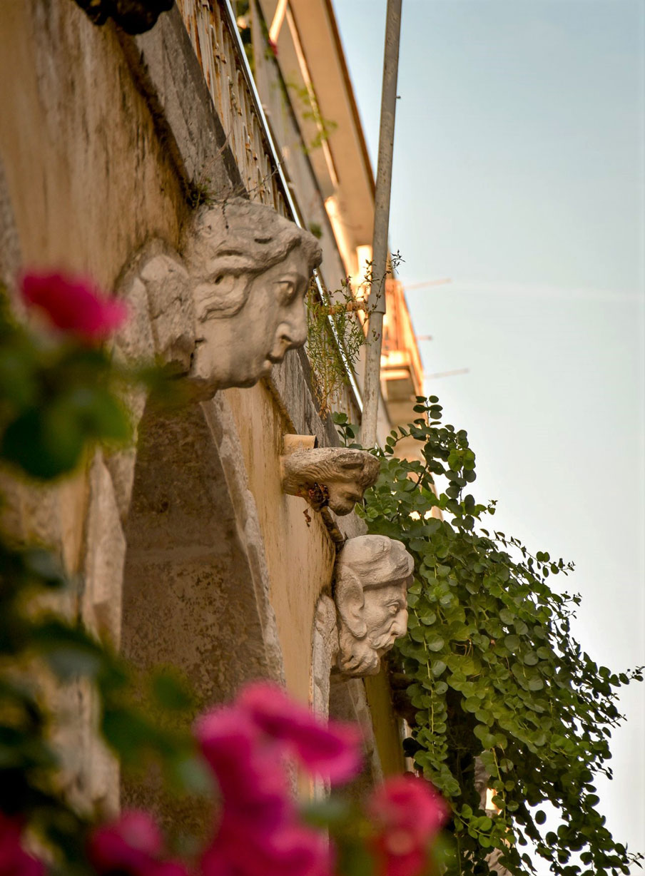 Porta Remounda Πόρτα Ρεμούντα  mykerkyra Melidis