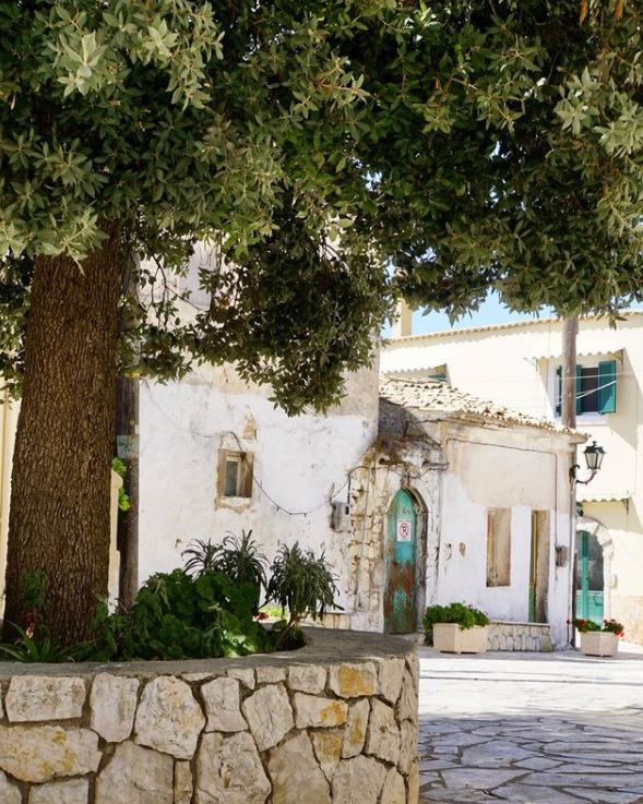 Κρήνη Krini steffi strada facendo mykerkyra.com