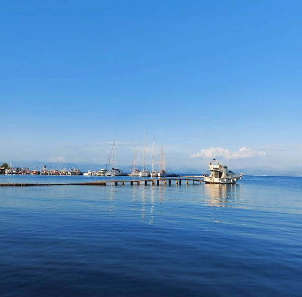 Petritis village Πετριτής little iremia