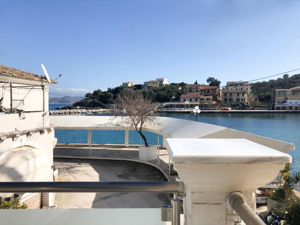 Aleka's Harbour House mykerkyra.com