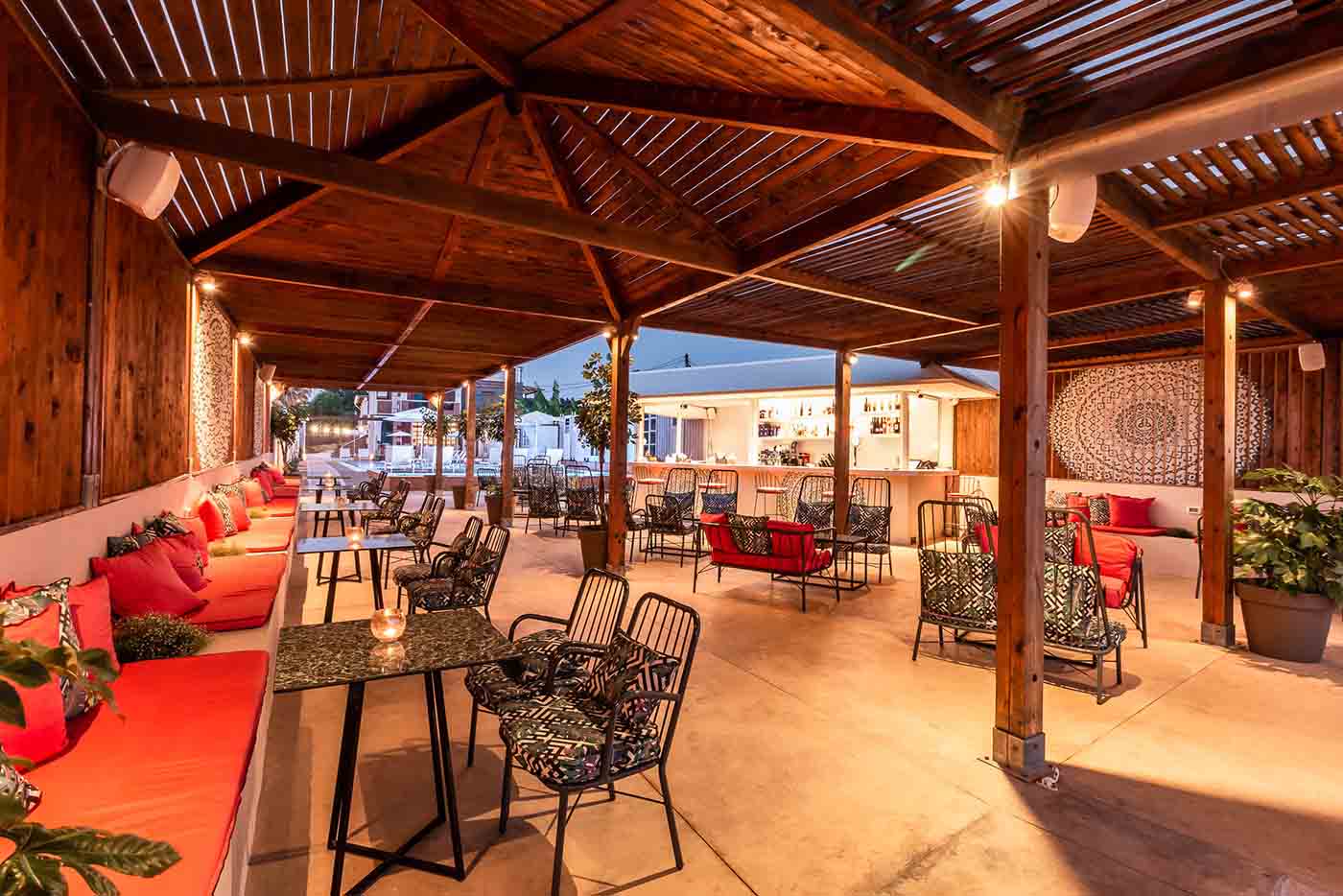 armeno lounge beach bar restaurant mykerkyra.com Marathias cocktails