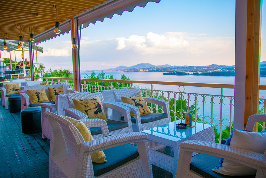 Off Town-Cocktail-&-Sushi-Bar-Pyrgi-Corfu-