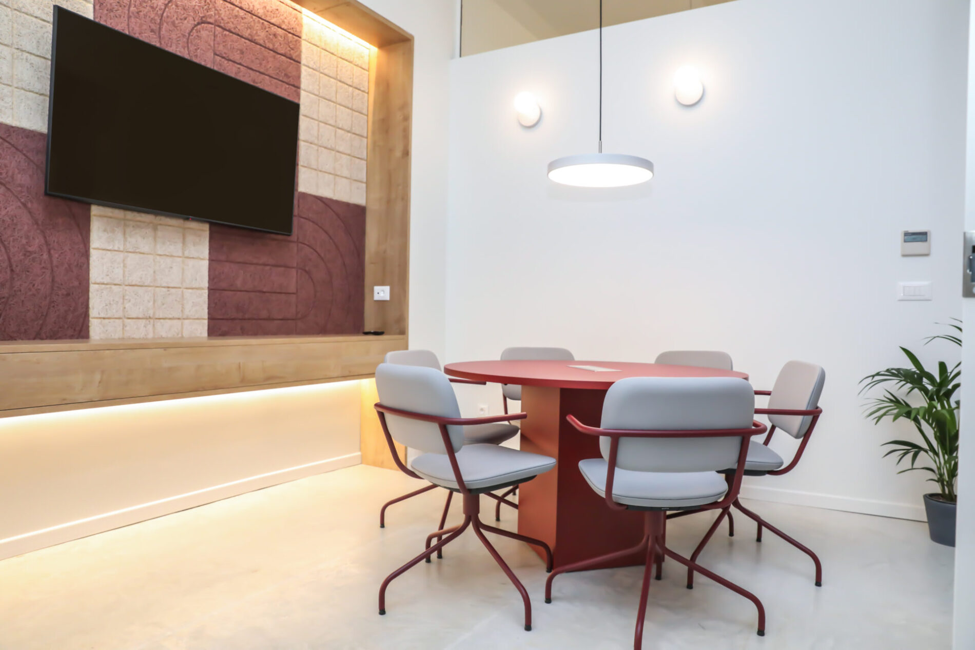 Silicon Urban Ecosystem co-working space hot desks silent booths digital nomads Corfu mykerkyra.com