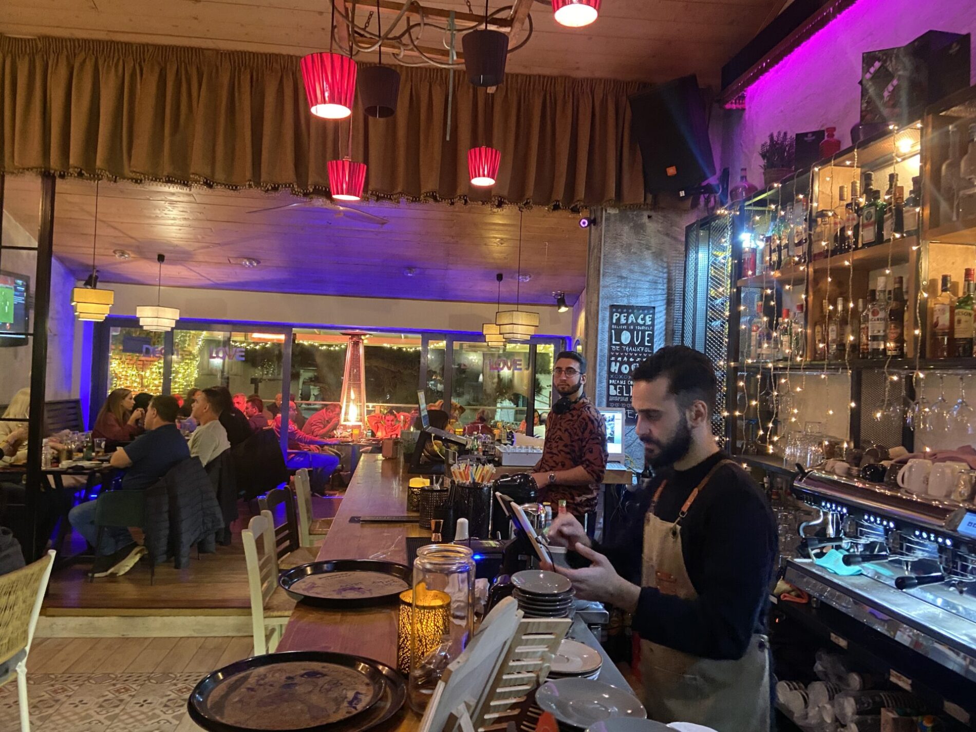 Square Burger & Steak House Kassiopi Κασσιόπη Βόρεια Κέρκυρα φαγητό εστιατόρια προτάσεις food restaurants corfu mykerkyra (6)